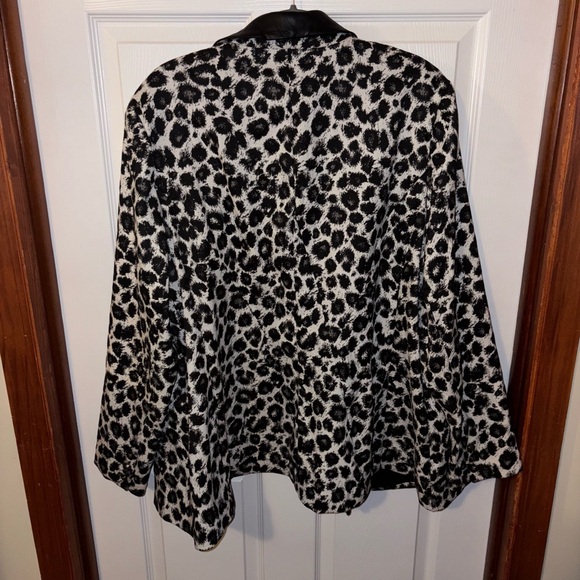 Lane Bryant Black and White Animal Print Blazer with faux leather lapels - Picture 3 of 3